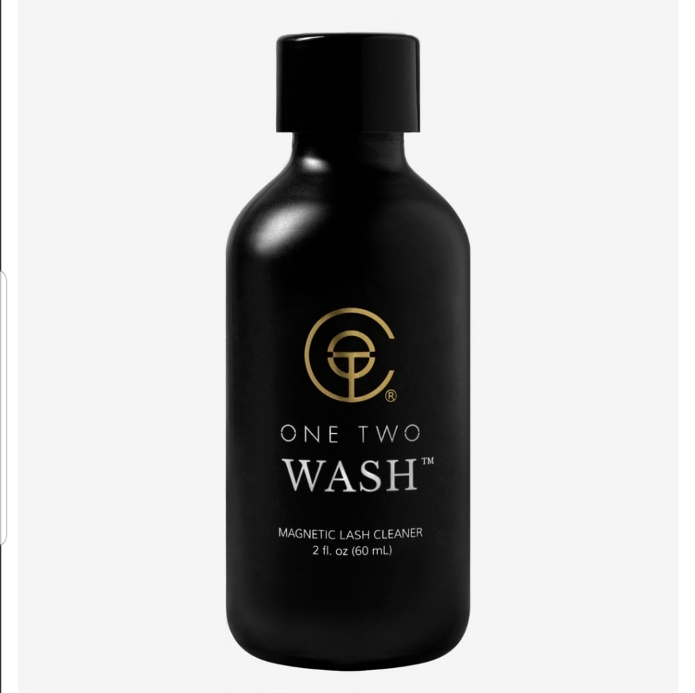 One Two Cosmetics Magnetic Lash Cleaner